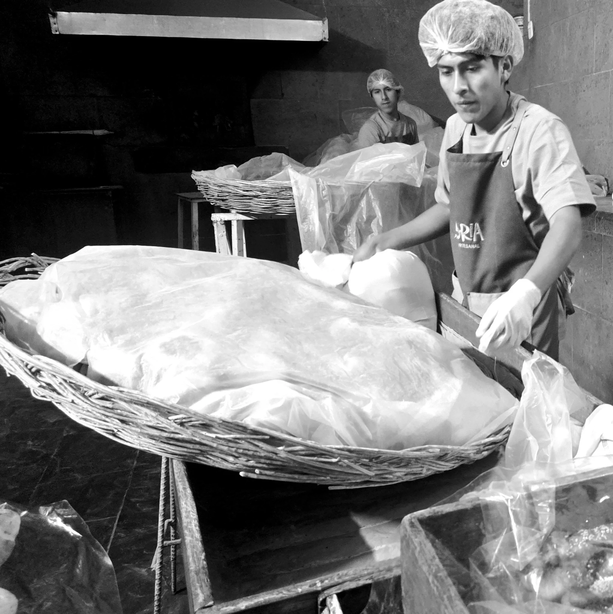 Proceso artesanal de elaboración de pan chapla en Ayacucho